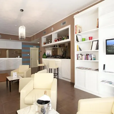 Margherita Hotel